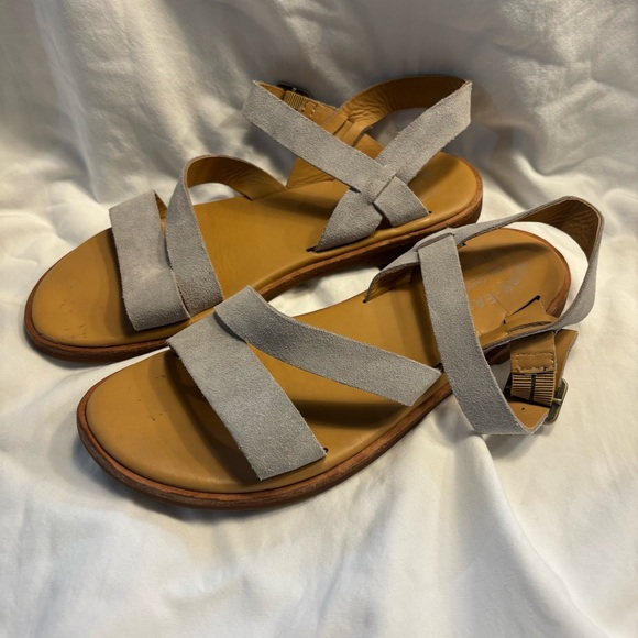 Kork Ease Nogales Sandals Size 8 Grey Suede Comfort Shoes Womens Flats Leather - Picture 3 of 7